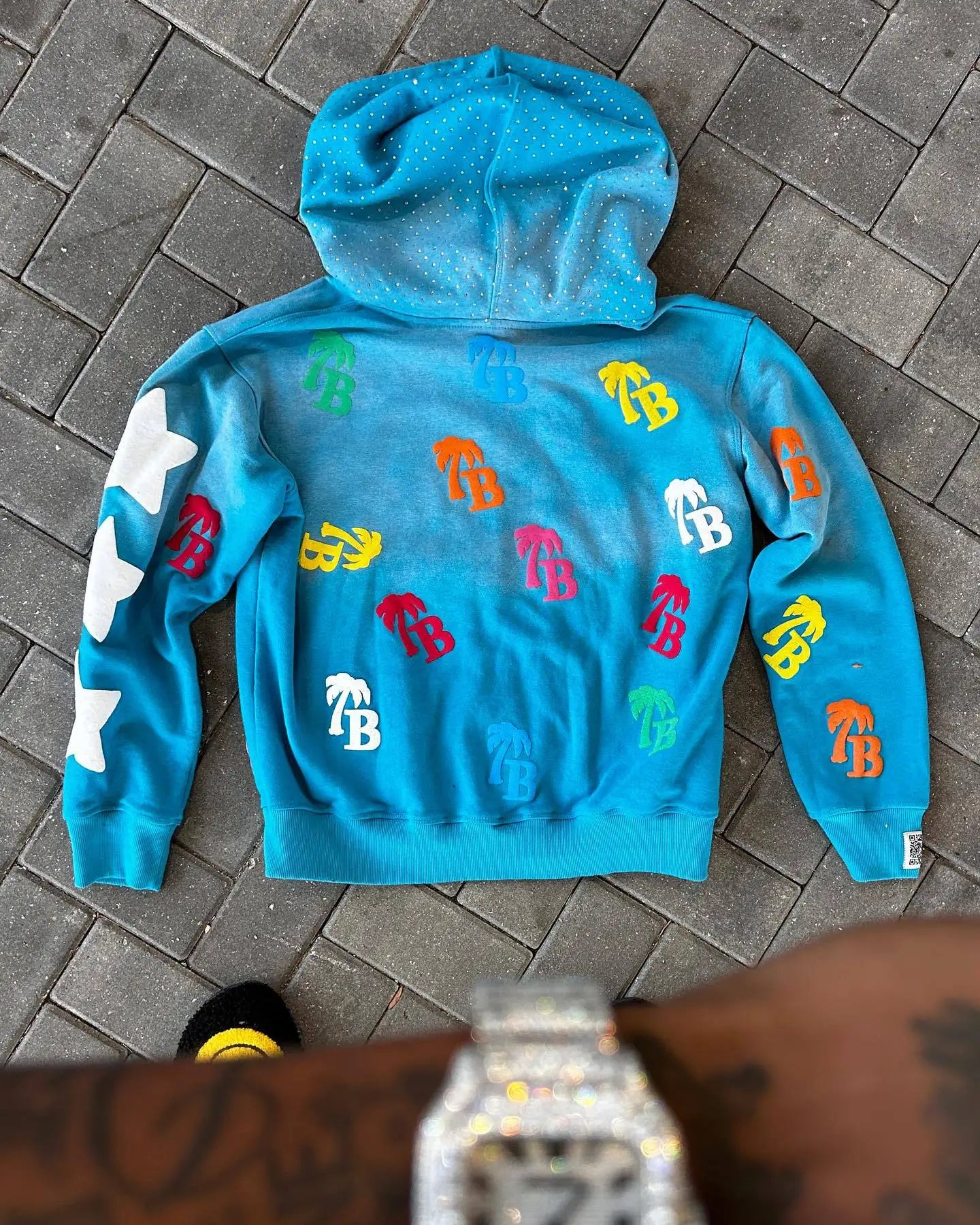 Y2K super trendy comfortable zip- hoodie unisexy😊💕🙌