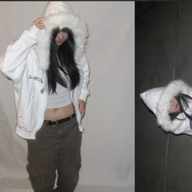 white snow hoodie(❁´◡`❁)